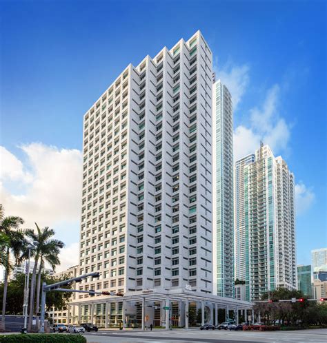 801 brickell ave miami fl 33131|701 brickell building.